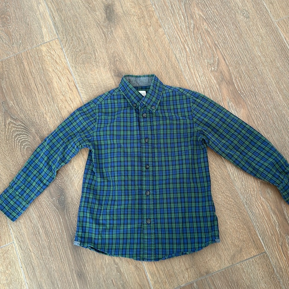 Crew cuts boys long sleeve shirt. Color blue/green plaid. Size 4/5.